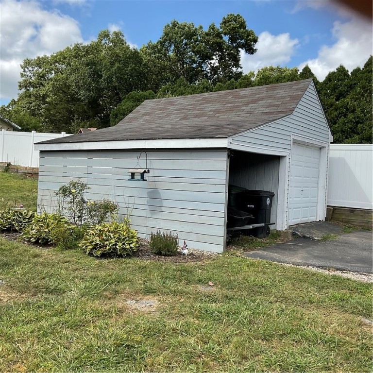 192 Knotty Oak Road Coventry, RI 02816 - Photo 5 of 26 One car garage, extra storage for your “toys”