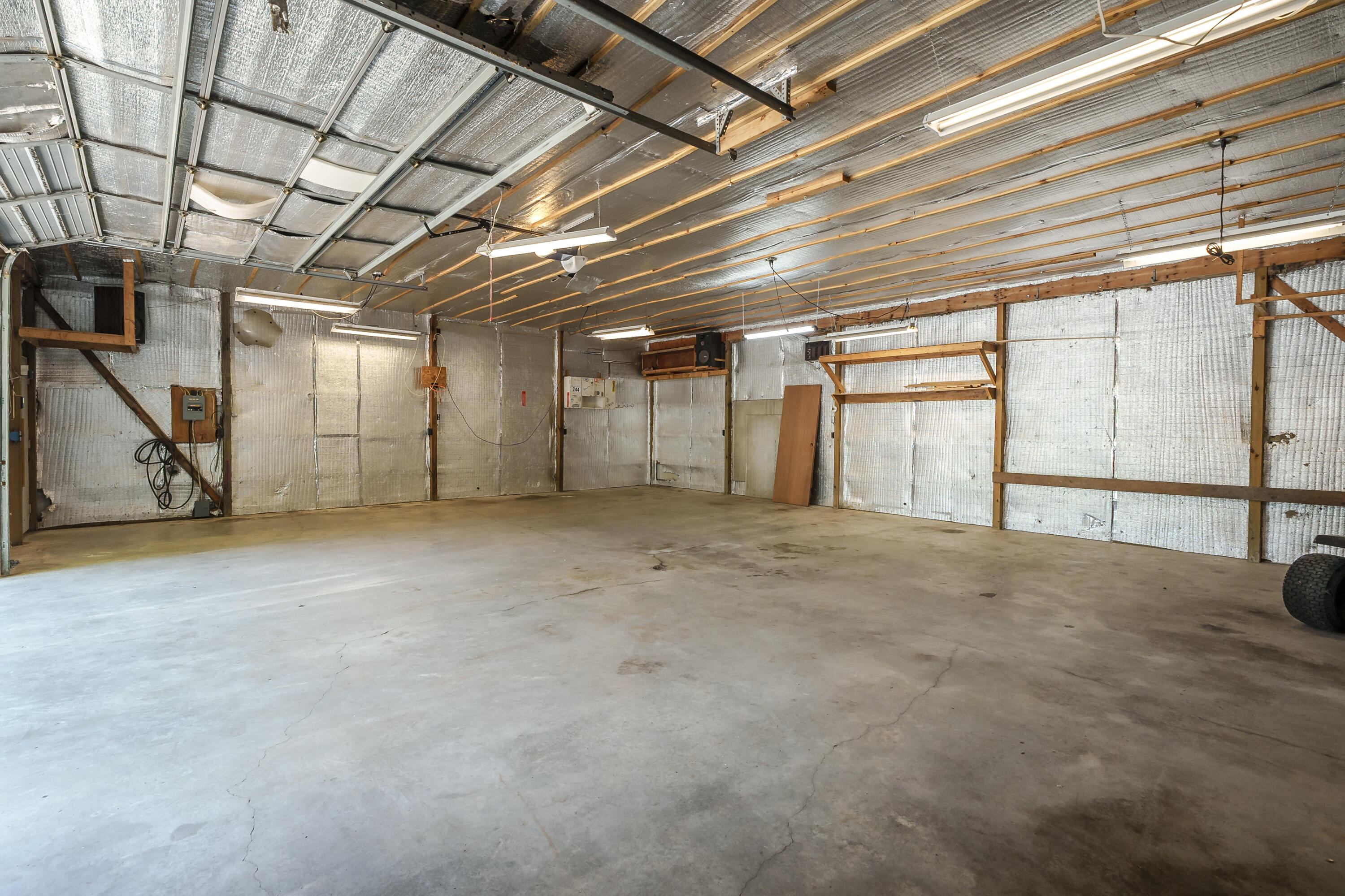 7615 North Sprinkle Road Kalamazoo, MI 49004 - Photo 31 of 37 EWR - Sprinkle Rd N 7615 Kalamazoo 49004