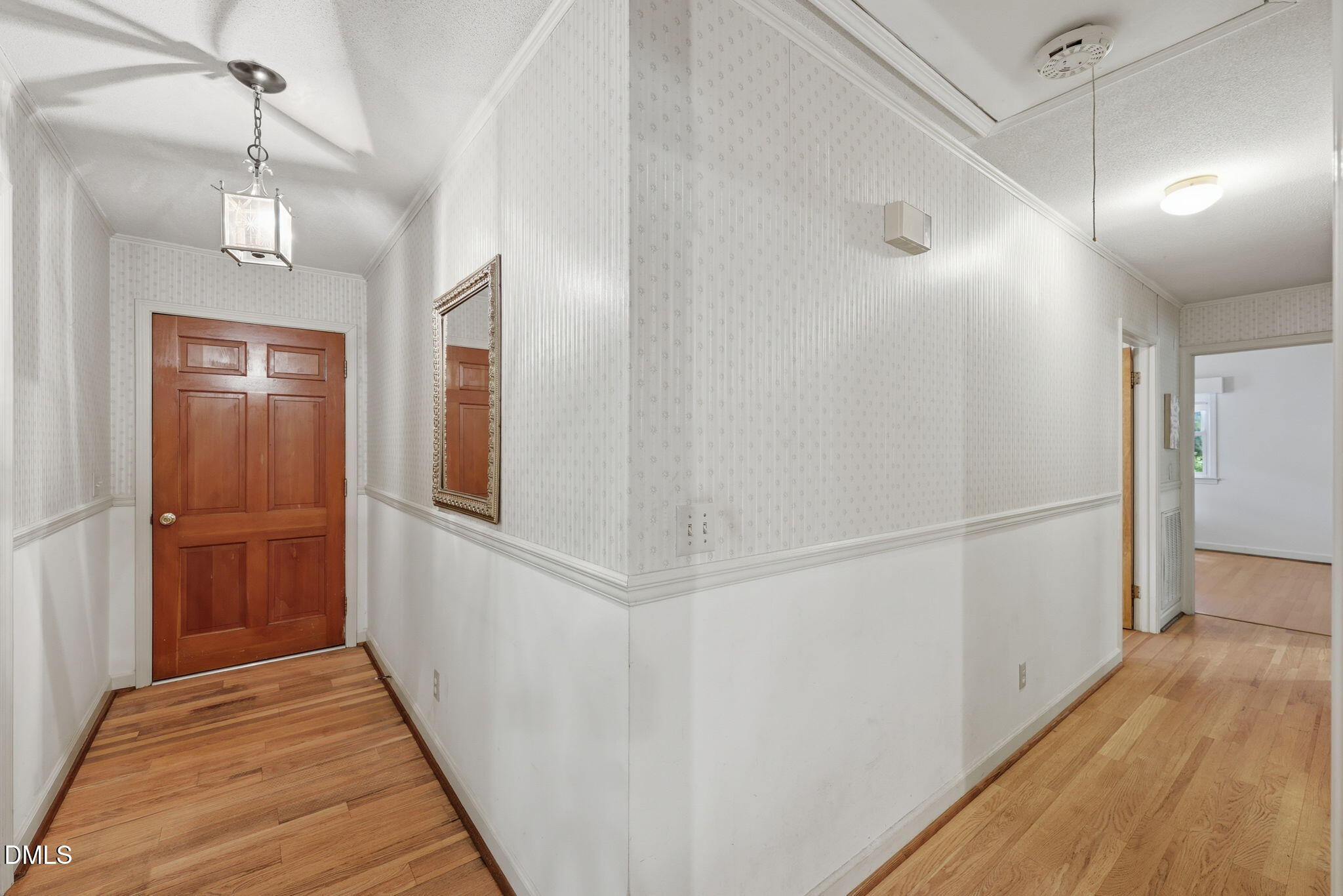 609 Canterbury Road Sanford, NC 27330 - Photo 23 of 38 11-web-or-mls-9L1A0573 F Ben Martin