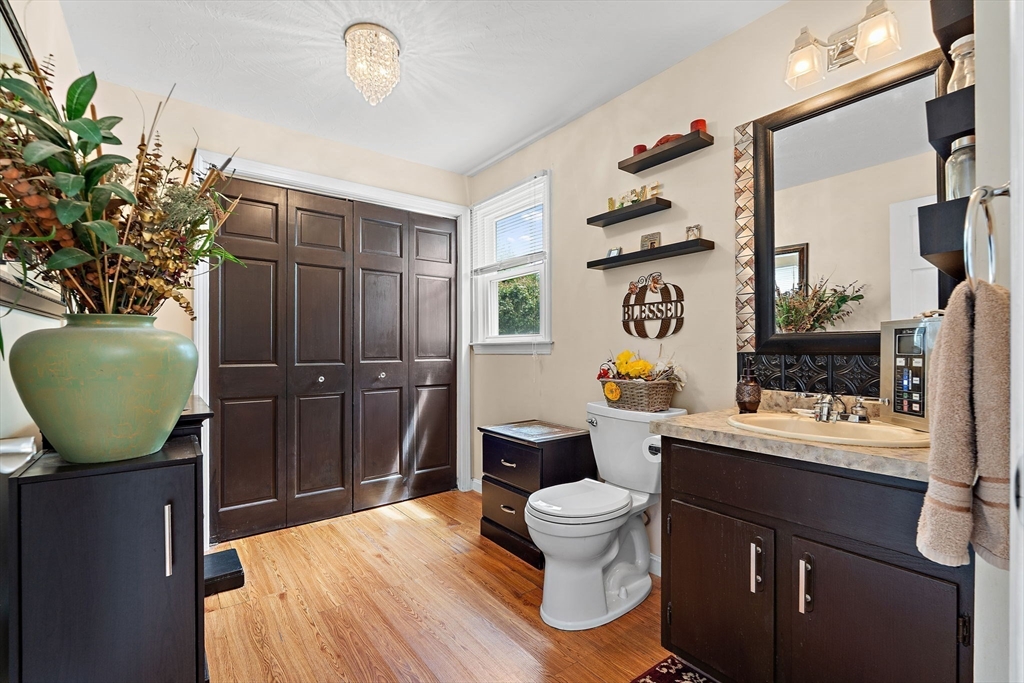 6 Bear Hill Road Milford, MA 01757 - Photo 13 of 37
