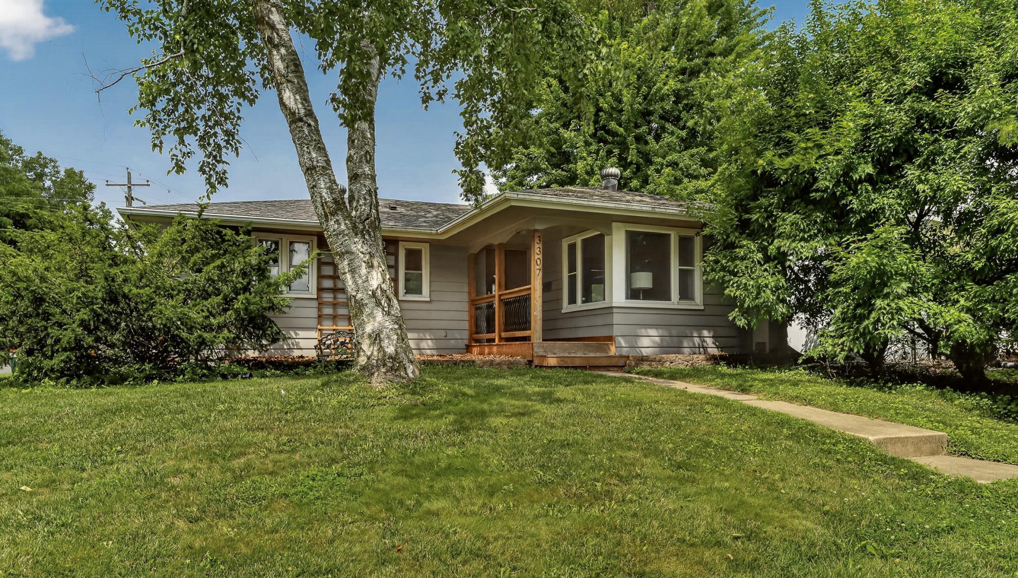 3307 21st Avenue Northwest Rochester, MN 55901 - Photo 2 of 30