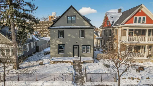 $349,000 | 2508 11th Avenue South, Minneapolis, MN 55404