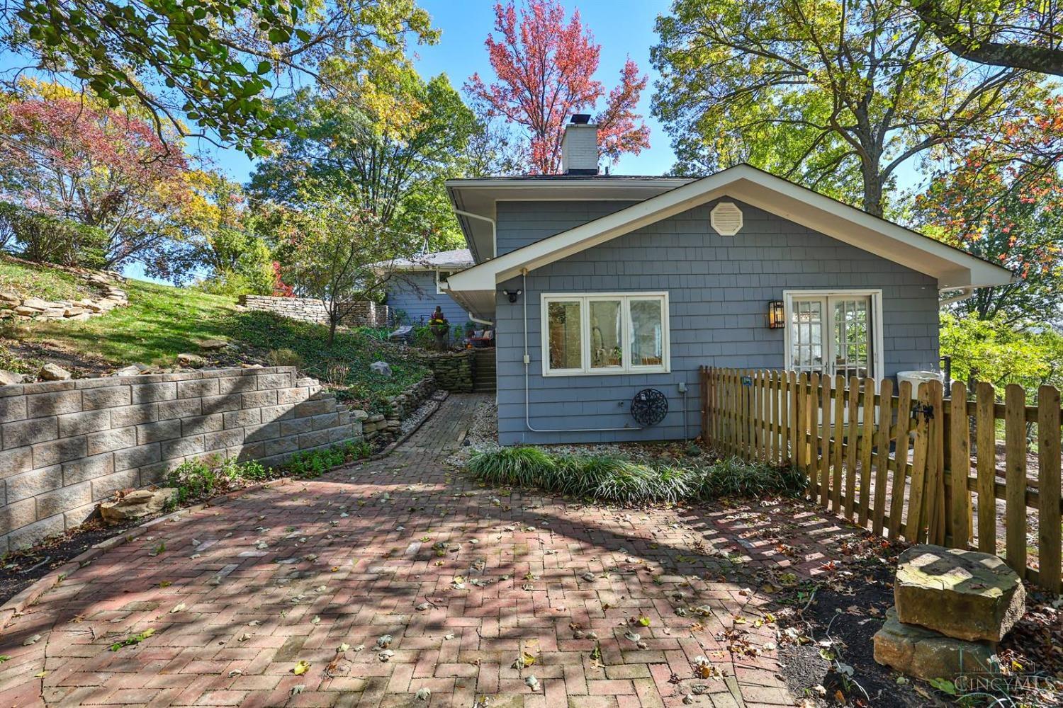 2481 Grandin Road Cincinnati, OH 45208 - Photo 39 of 62