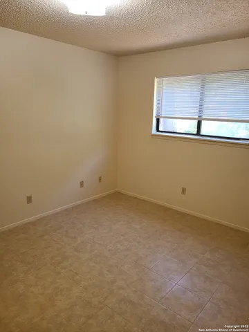 $1,250 | 149 Coers Drive, Unit 4, San Marcos, TX 78666