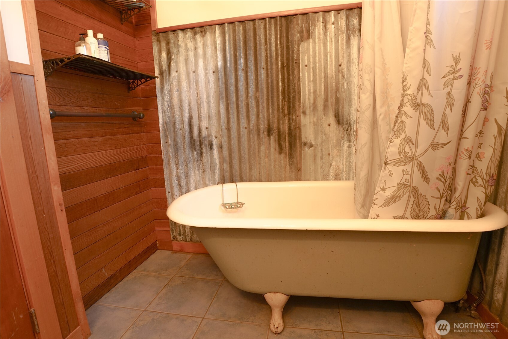 2904 Wildwood Road Quilcene, WA 98376 - Photo 11 of 39 a view of a bathtub in a room