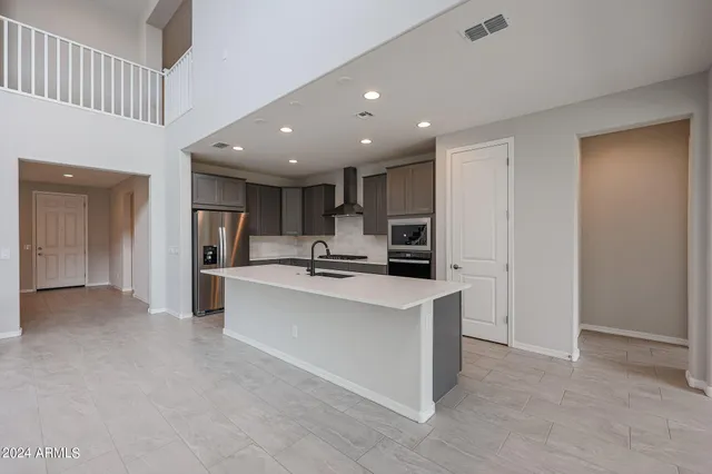 $3,200 | 2031 West Bramble Berry Lane, Phoenix, AZ 85085