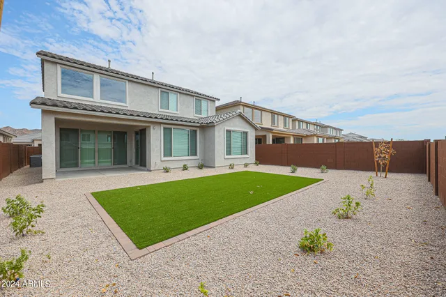 $3,200 | 2031 West Bramble Berry Lane, Phoenix, AZ 85085