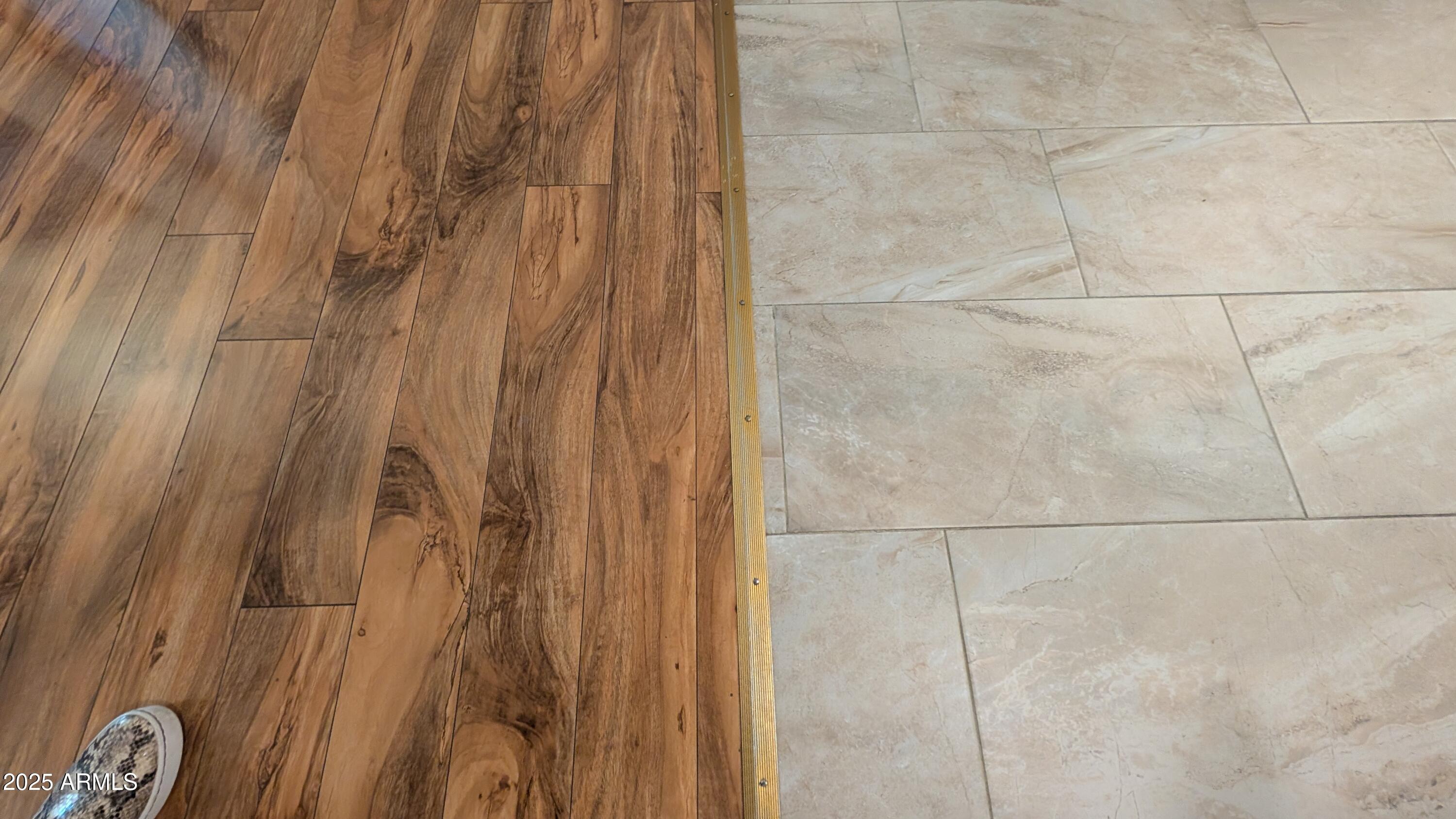 1250 East Bell Road, Unit 23 Phoenix, AZ 85022 - Photo 7 of 26 a close view of shower tap