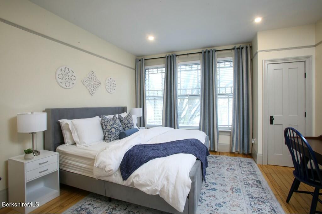 44 Main Street, Unit 2 Stockbridge, MA 01262 - Photo 5 of 12 PRIMARY BEDROOM