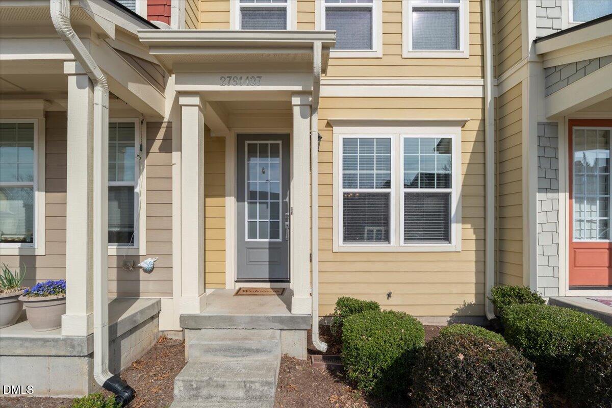 2791 Stone Rock Drive, Unit 107 Raleigh, NC 27604 - Photo 2 of 47 02-P1325232