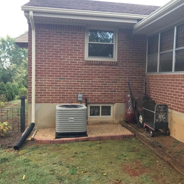 318 Frontier Road Northeast Roanoke, VA 24012 - Photo 27 of 96 27