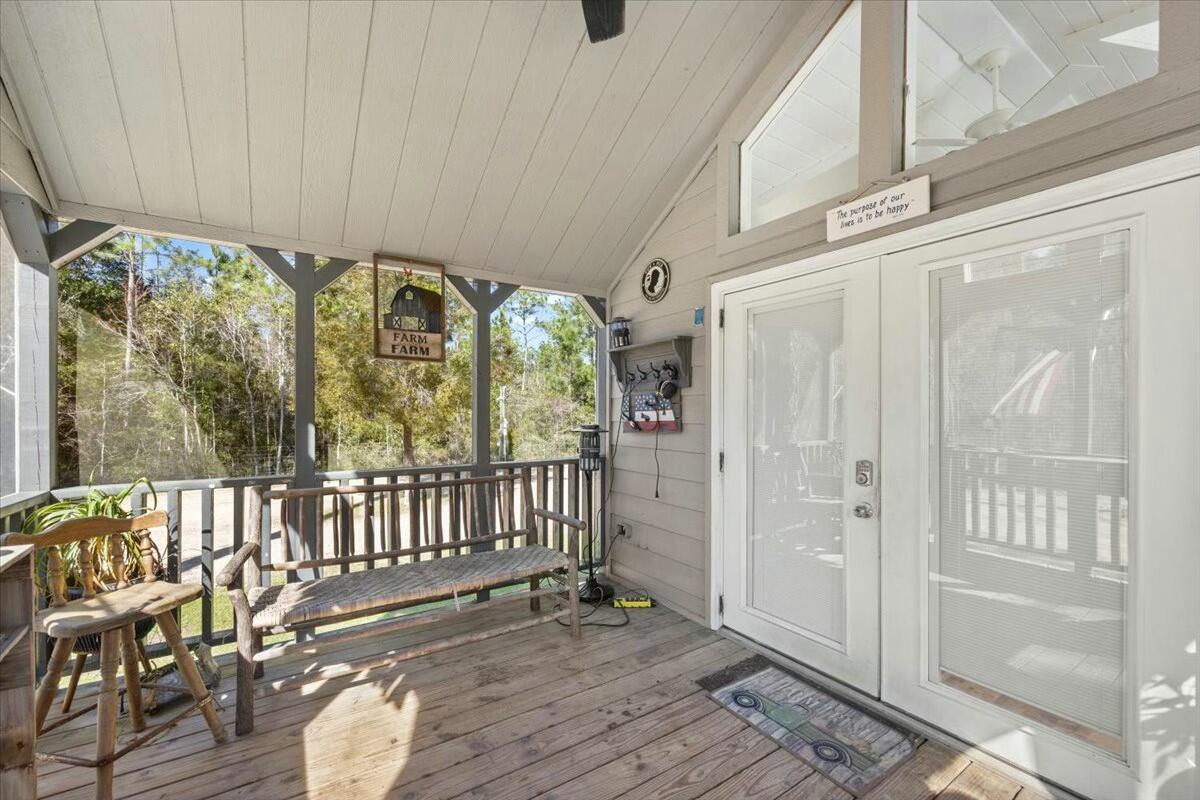 902 Clearview Street Milton, FL 32583 - Photo 27 of 69 tempImageaOpsbS