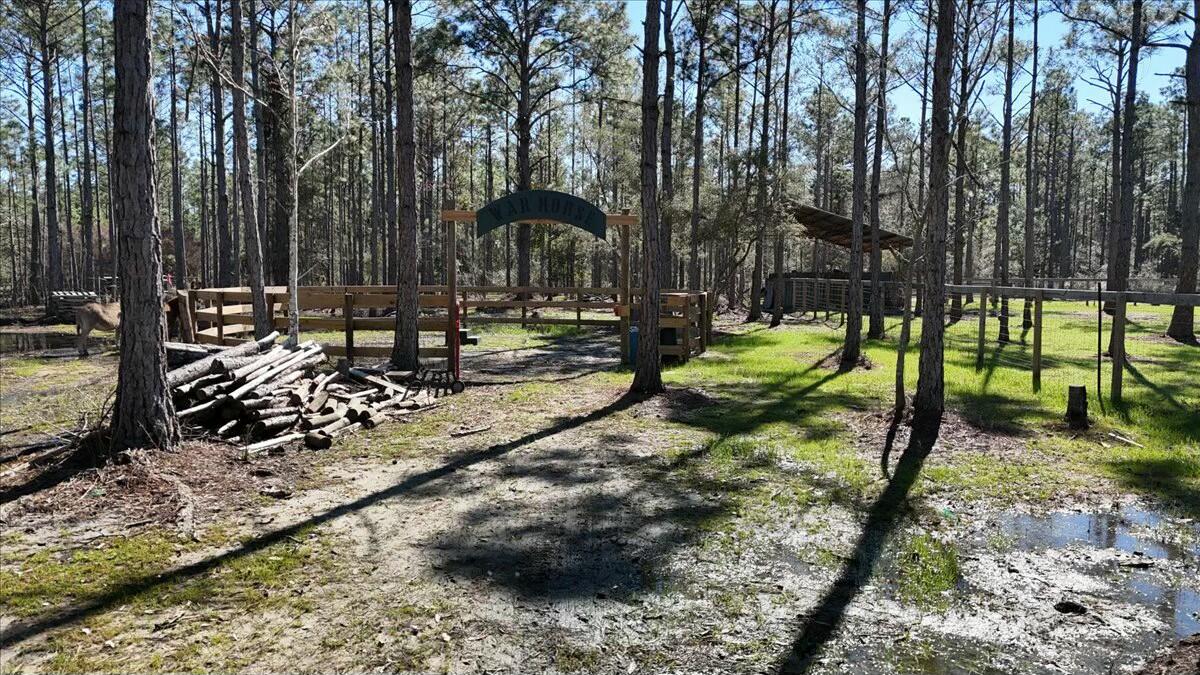 902 Clearview Street Milton, FL 32583 - Photo 57 of 69 tempImage4jG2jG