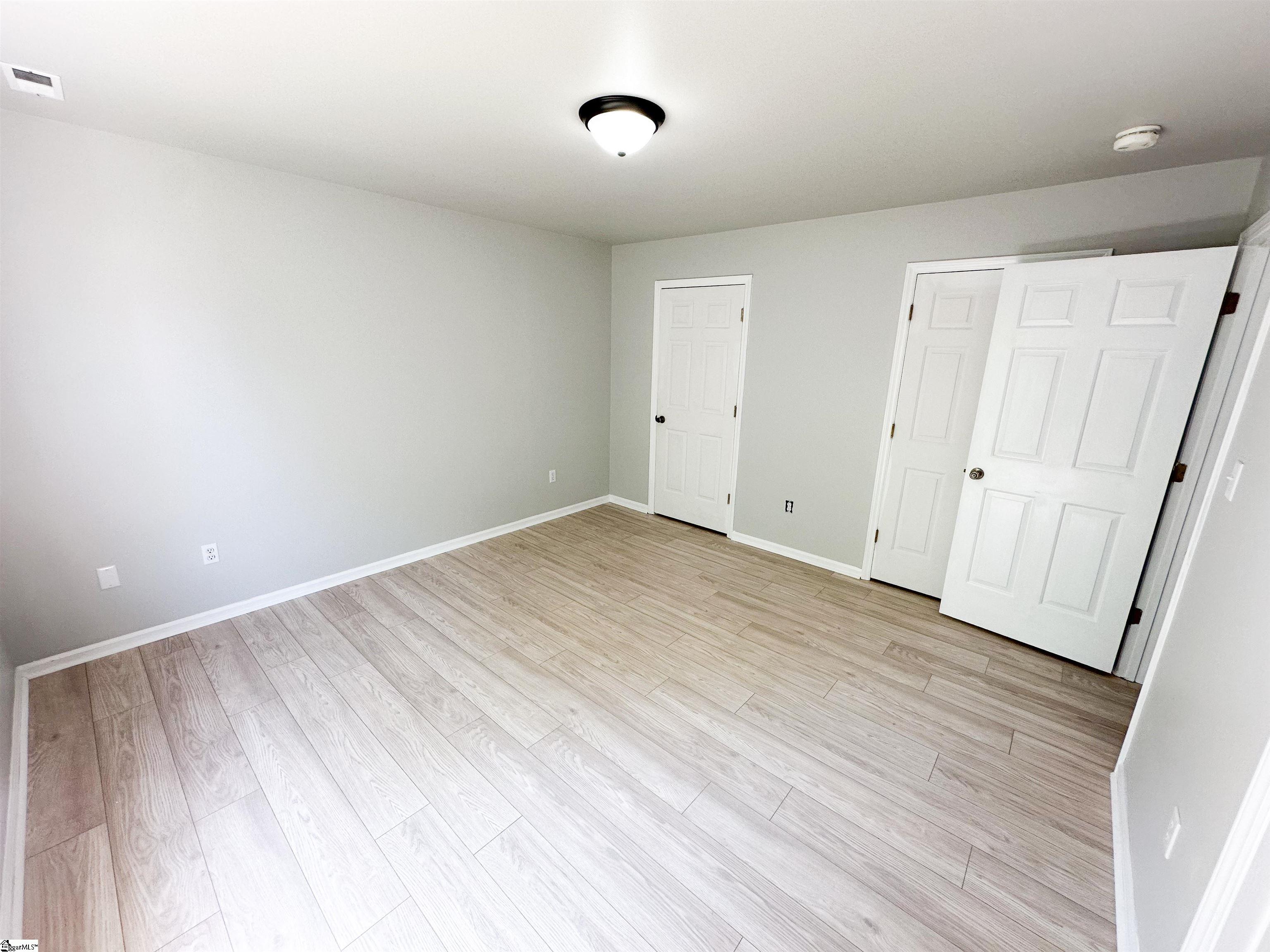 208 Boydton Road Boiling Springs, SC 29316 - Photo 14 of 23