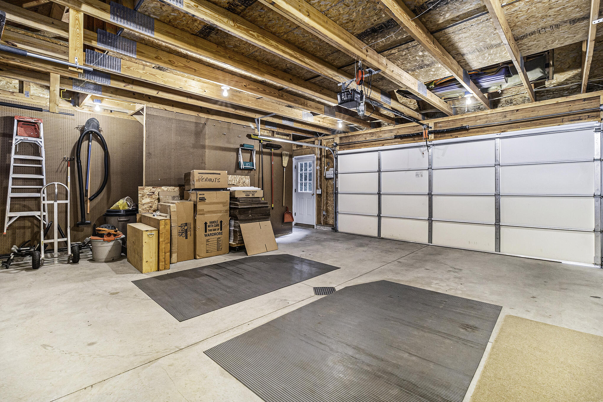 3803 Hilltop Road Onekama, MI 49675 - Photo 46 of 60 042_625a9325