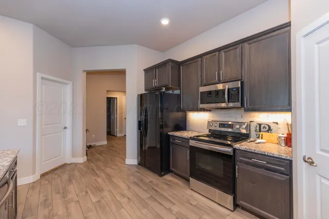 $289,900 | 7814 Arlo Drive, Amarillo, TX 79119