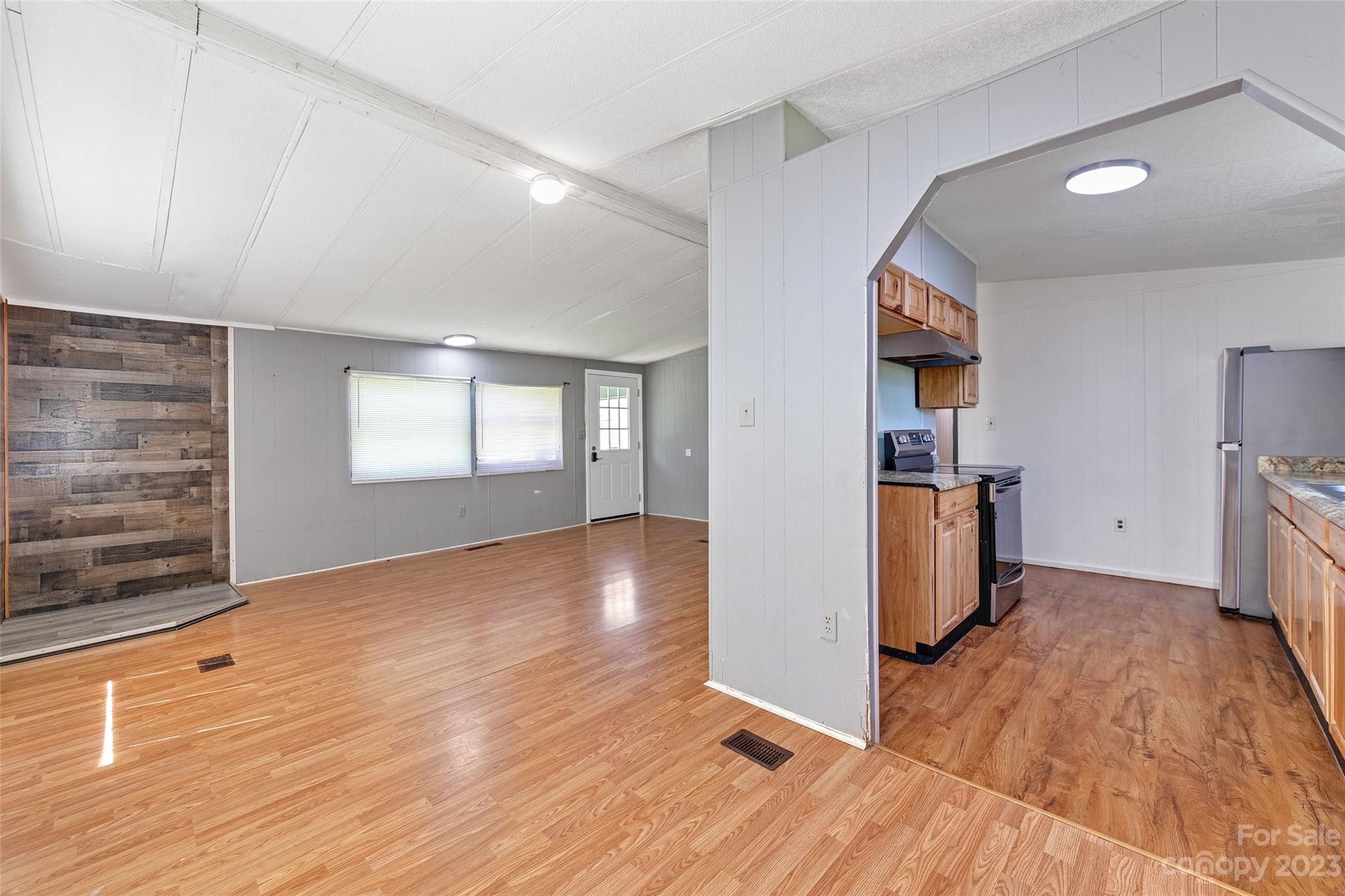 79 Church Road Fairview, NC 28730 - Photo 5 of 20 Gallery Image 5
