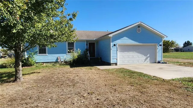 $195,000 | 110 Williams Street, Girard, KS 66743
