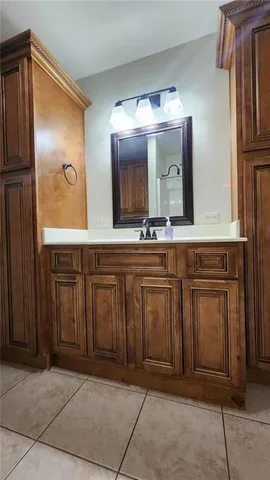 $195,000 | 110 Williams Street, Girard, KS 66743