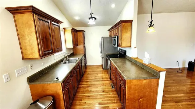 $195,000 | 110 Williams Street, Girard, KS 66743