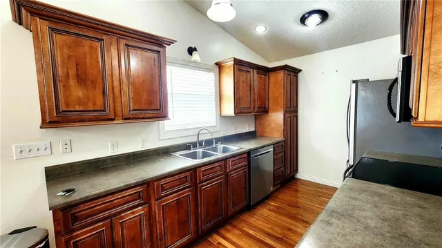 $195,000 | 110 Williams Street, Girard, KS 66743