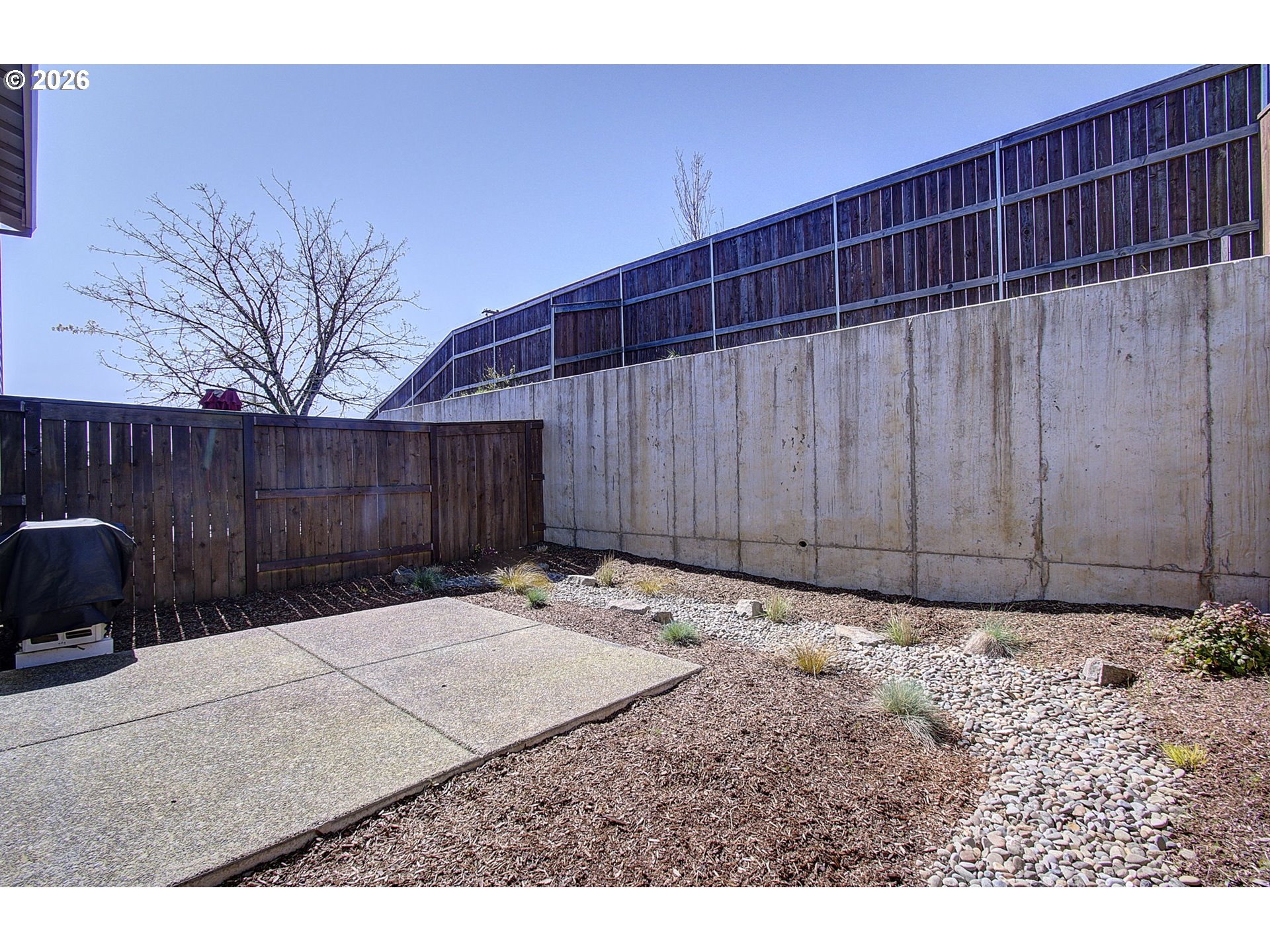 17402 Northwest 10th Place Ridgefield, WA 98642 - Photo 33 of 36 a backyard of a house