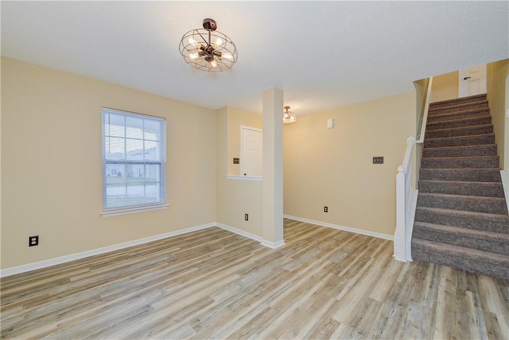 6940 Merritt Ridge Way Avon, IN 46123 - Photo 7 of 47
