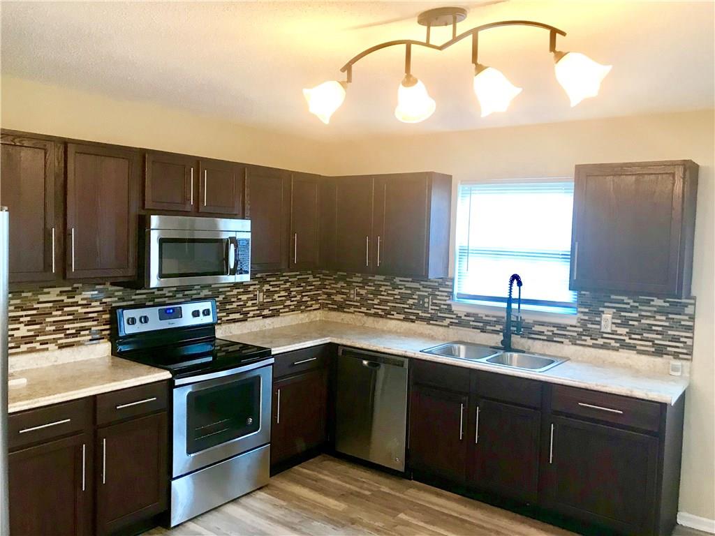 6940 Merritt Ridge Way Avon, IN 46123 - Photo 9 of 47