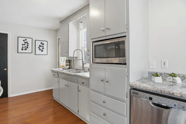 $269,900 | 1538 Wilson Avenue, St. Paul, MN 55106