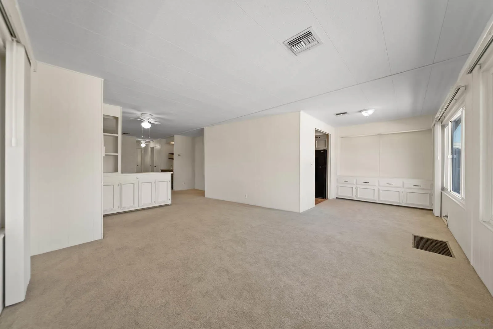 9500 Harritt Road, Unit 198 Lakeside, CA 92040 - Photo 20 of 48 a view of an empty room