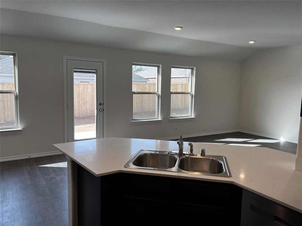 2304 Alamo Road Sherman, TX 75090 - Photo 6 of 22
