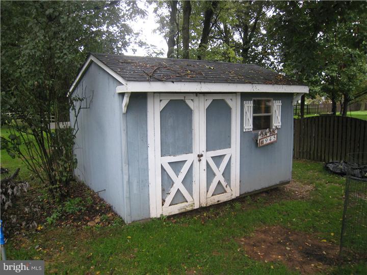 945 Pulinski Road Warminster, PA 18974 - Photo 8 of 13 Storage Shed
