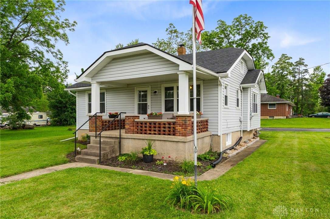 2121 North Fairfield Road Beavercreek, OH 45431 - Photo 3 of 34