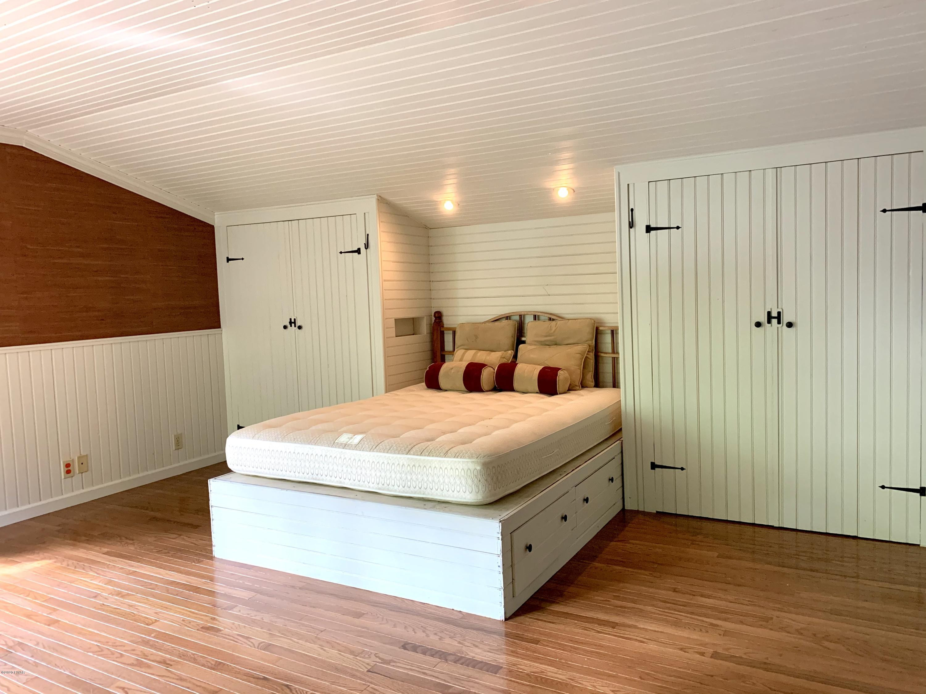 741 Raymondskill Road Milford, PA 18337 - Photo 35 of 66 Master Bedroom