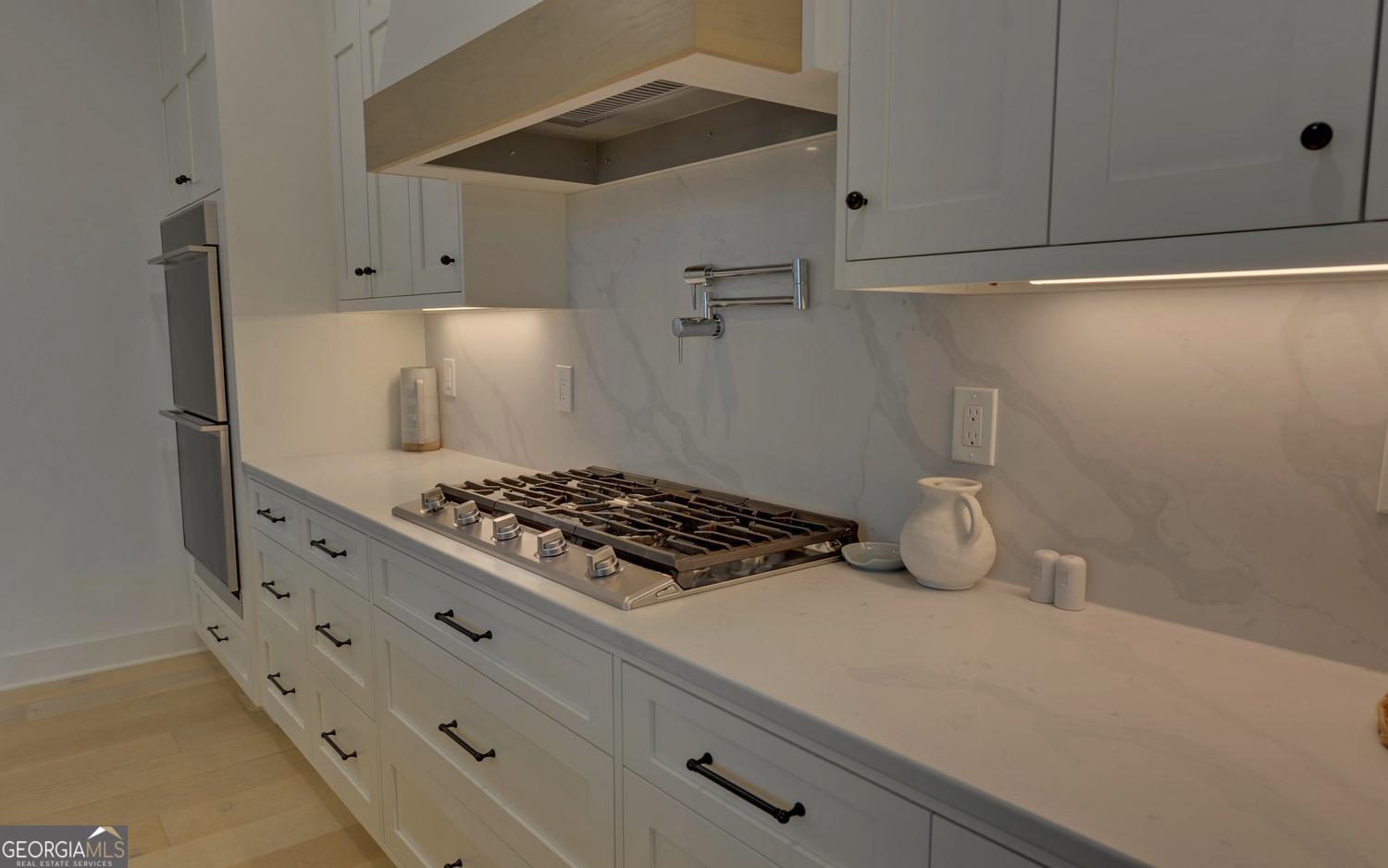 96 Barefoot Bay Road Hartwell, GA 30643 - Photo 10 of 97