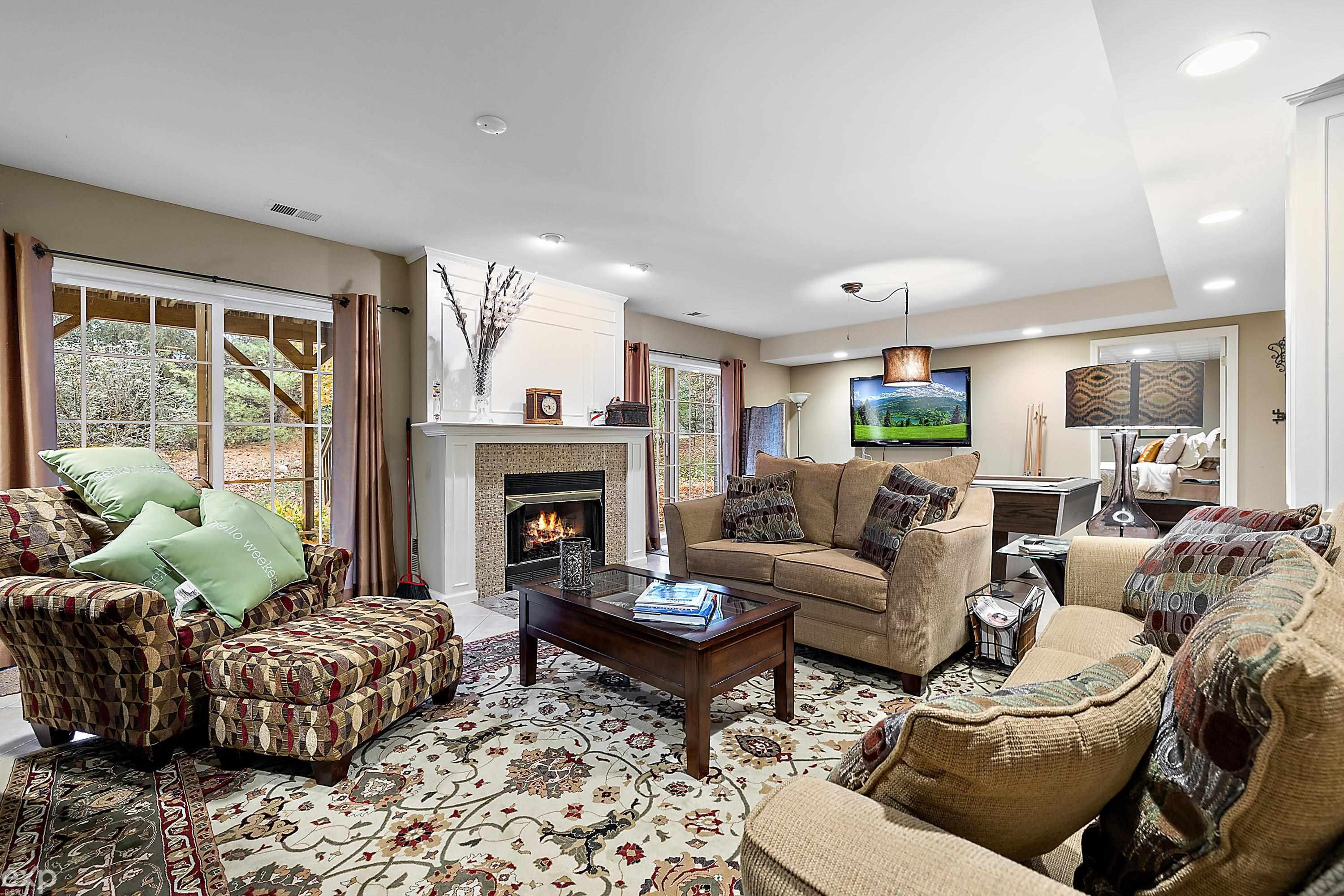 647 Telya Ridge Milford, MI 48381 - Photo 46 of 56 50126626-45.JPG