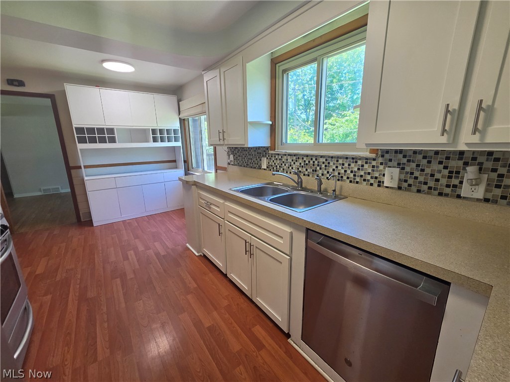 2536 Claver Road University Heights, OH 44118 - Photo 6 of 21