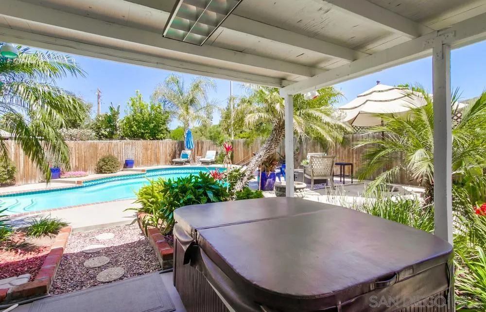 14759 Alando Place Poway, CA 92064 - Photo 25 of 30 a view of a chairs and table in patio