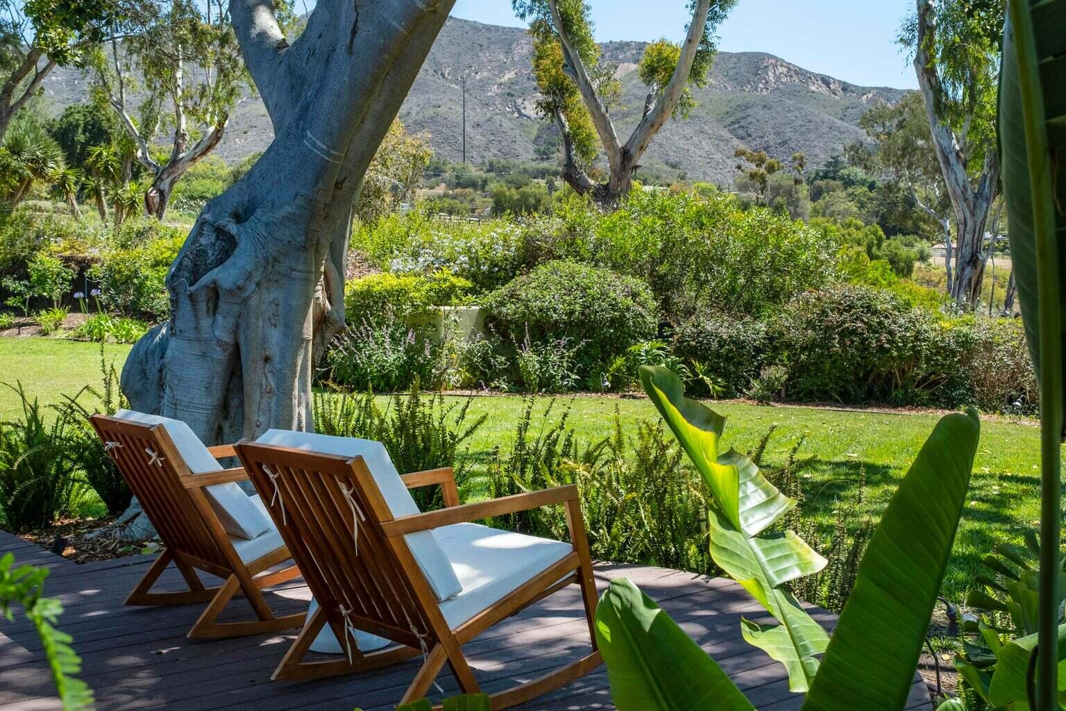 7110 Gobernador Canyon Road Carpinteria, CA 93013 - Photo 9 of 10 Porch Seating
