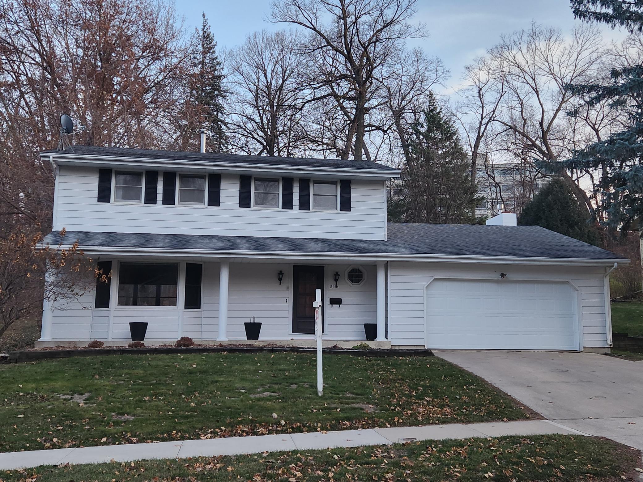 2136 Valkyrie Drive Northwest Rochester, MN 55901 - Photo 2 of 43 Gallery Image 2