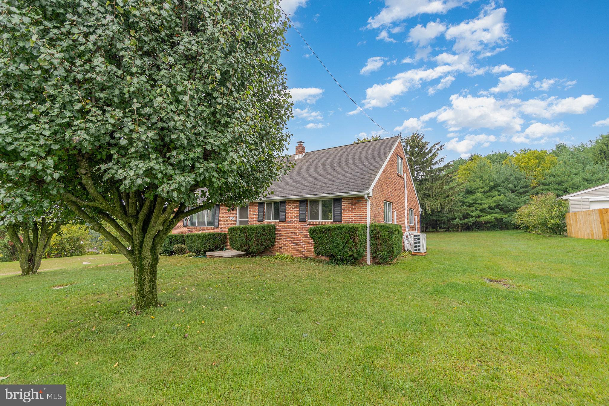 190 Bankert Road Hanover, PA 17331 - Photo 3 of 25 Gallery Image 3