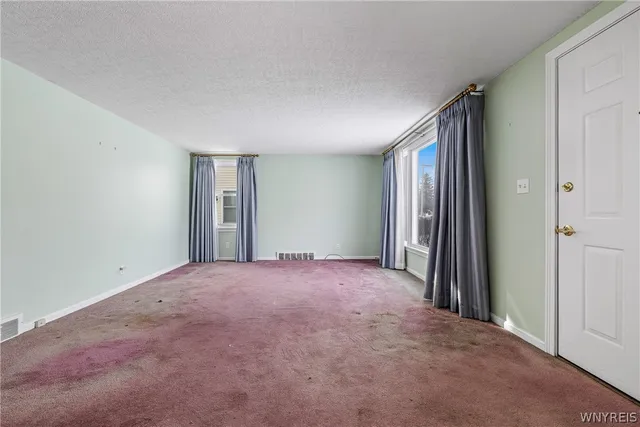 $194,900 | 1257 Brighton Road, Tonawanda, NY 14150