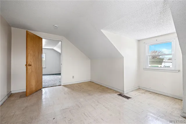 $194,900 | 1257 Brighton Road, Tonawanda, NY 14150