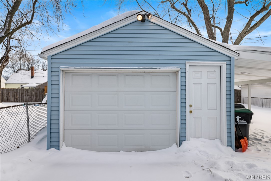 1257 Brighton Road Tonawanda, NY 14150 - Photo 4 of 37