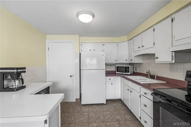 $194,900 | 1257 Brighton Road, Tonawanda, NY 14150