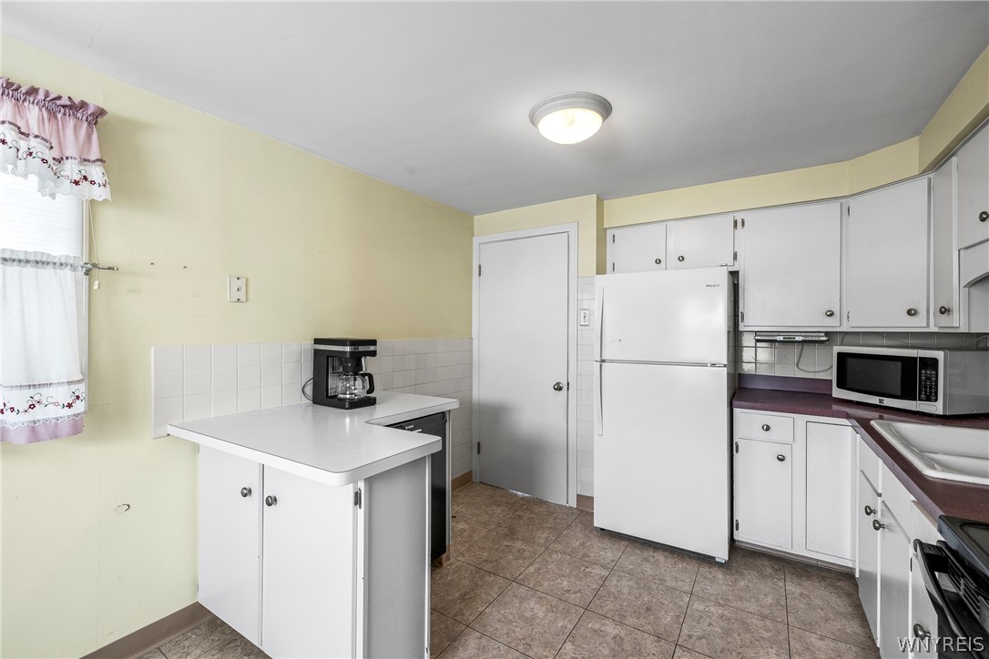 1257 Brighton Road Tonawanda, NY 14150 - Photo 10 of 37