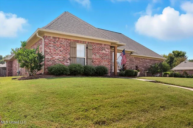 $347,000 | 107 Martinique Drive, Madison, MS 39110