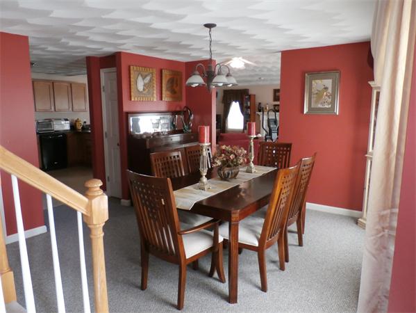 2 Navajo Road Worcester, MA 01606 - Photo 3 of 12 Gallery Image 3