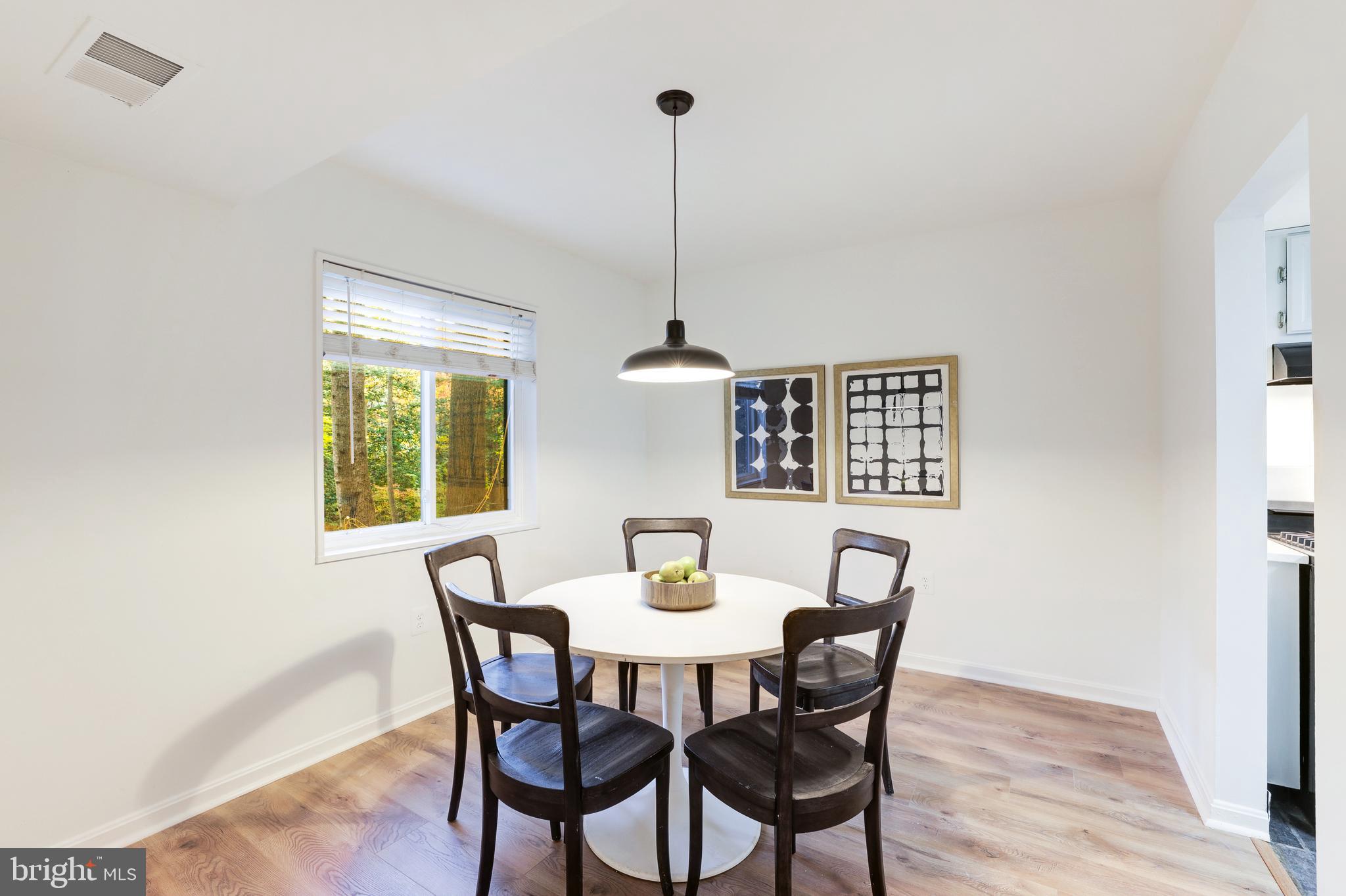1520 Northgate Square, Unit 1A Reston, VA 20190 - Photo 11 of 31 Gallery Image 11