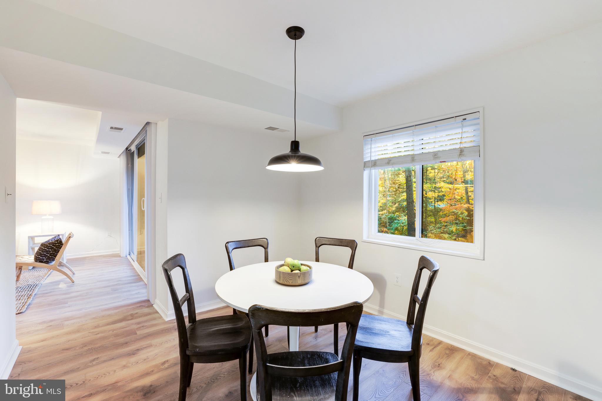 1520 Northgate Square, Unit 1A Reston, VA 20190 - Photo 13 of 31 Gallery Image 13
